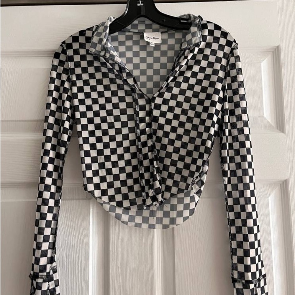 Never Worn - Checkered Mesh Top - image 1